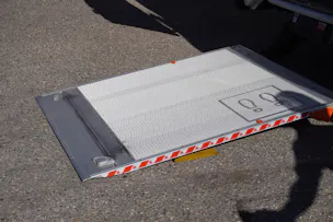 IVECO 35 S 16 A8 V H2 3520 HEBEBÜHNE!!!