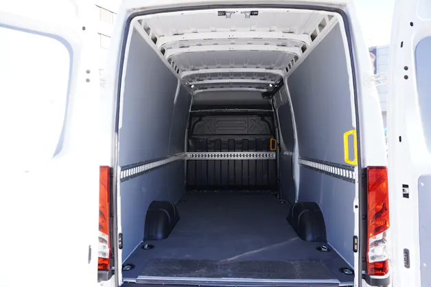 IVECO 35 S 16 A8 V H2 3520 HEBEBÜHNE!!!
