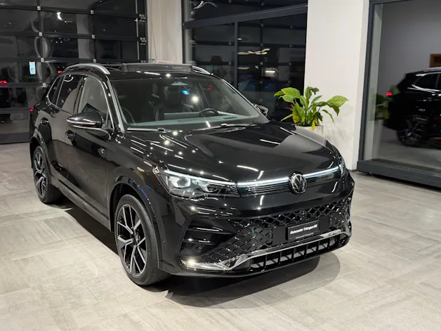 VW Tiguan 2.0 TSI DSG R-Line 4Motion