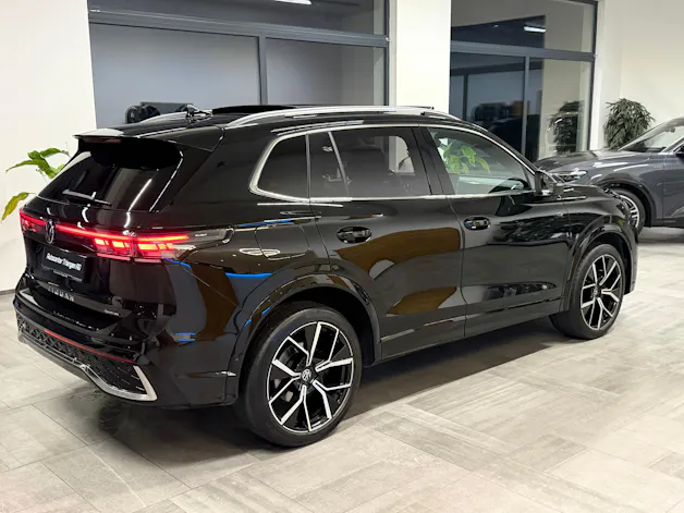 VW Tiguan 2.0 TSI DSG R-Line 4Motion