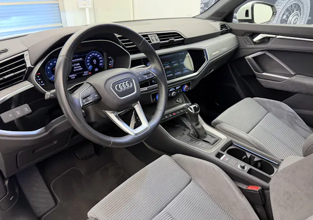 AUDI Q3 35 TFSI S-tronic