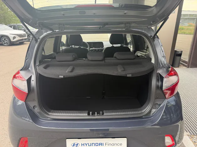 HYUNDAI i10 1.2 Amplia Aut.