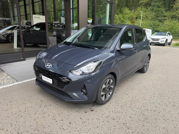 HYUNDAI i10 1.2 Amplia Aut.