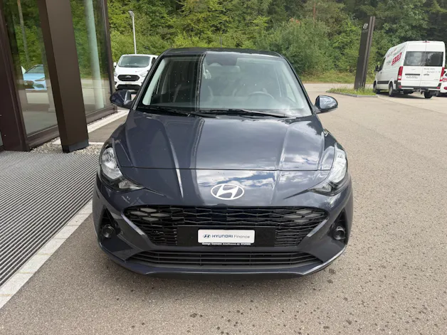 HYUNDAI i10 1.2 Amplia Aut.