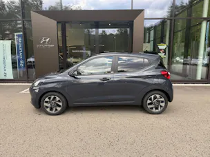 HYUNDAI i10 1.2 Amplia Aut.
