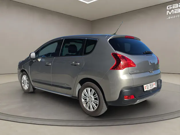PEUGEOT 3008 1.6 HDI Sport Pack EGS6