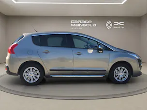 PEUGEOT 3008 1.6 HDI Sport Pack EGS6