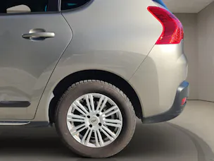 PEUGEOT 3008 1.6 HDI Sport Pack EGS6