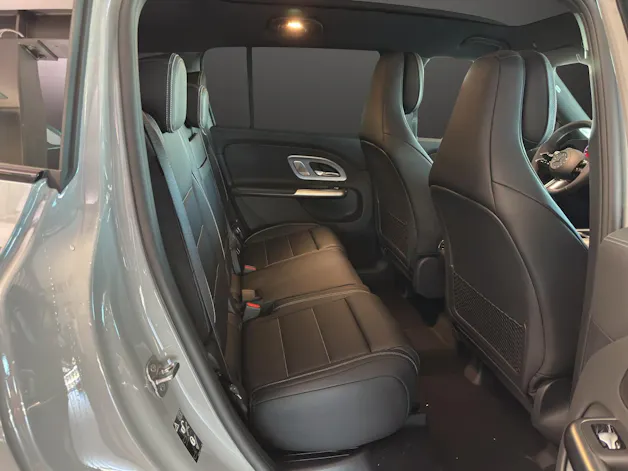 MERCEDES-BENZ GLB 200 4Matic 8G-Tronic