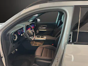 MERCEDES-BENZ GLB 200 4Matic 8G-Tronic