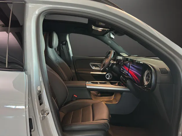 MERCEDES-BENZ GLB 200 4Matic 8G-Tronic