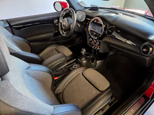 MINI Cabrio F57 2.0i Cooper S SDKG