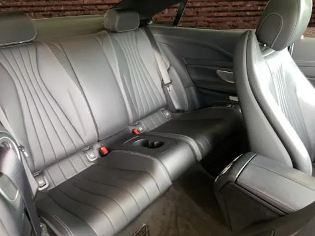 MERCEDES-BENZ E 400 AMG Line 4 Matic