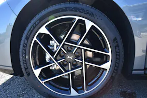 XPENG P7+ 75kWh Performance AWD