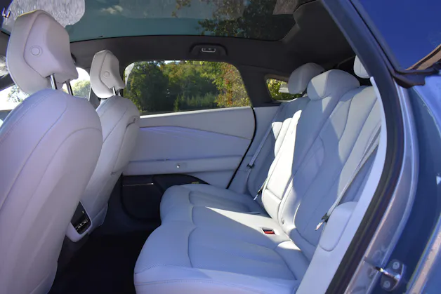 XPENG P7+ 75kWh Performance AWD