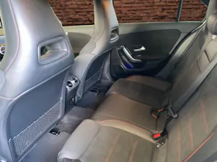 MERCEDES-BENZ A 180 AMG Line