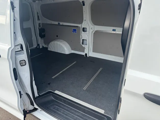 VW Transporter 2.0 TDI Lang