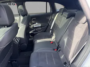 MERCEDES-BENZ GLA 200 Night Star 7G-DCT