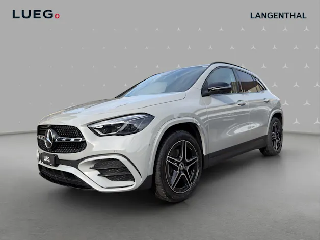 MERCEDES-BENZ GLA 200 Night Star 7G-DCT