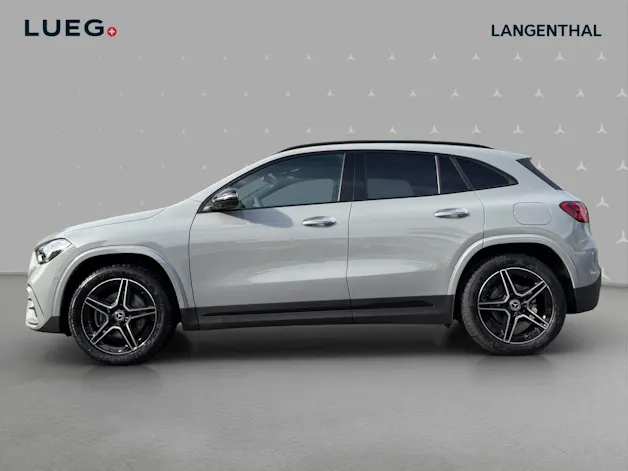 MERCEDES-BENZ GLA 200 Night Star 7G-DCT