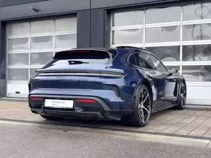 PORSCHE Taycan Turbo S Cross Turismo