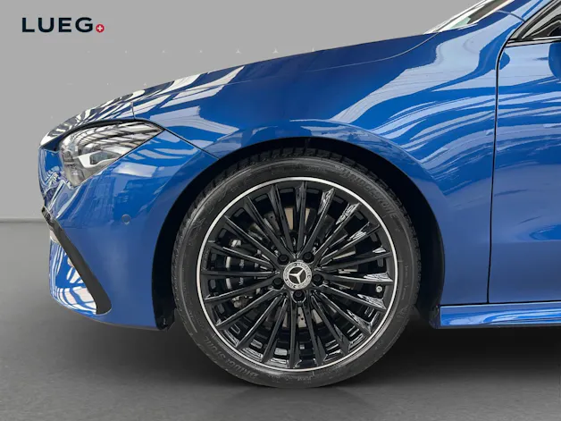 MERCEDES-BENZ CLA Shooting Brake 250 4Matic 8G-DCT