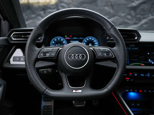 AUDI S3 Sportback TFSI quattro S-tronic *Facelift*El. Sitze*Kamera*