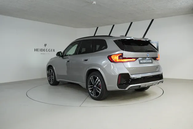 BMW iX1 xDrive 30 M Sport Pro