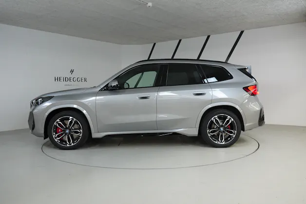 BMW iX1 xDrive 30 M Sport Pro