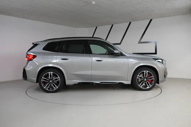 BMW iX1 xDrive 30 M Sport Pro