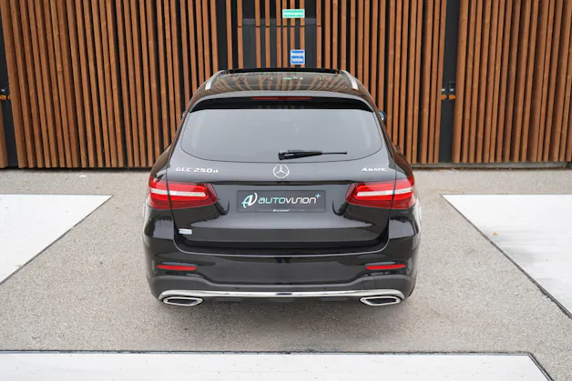 MERCEDES-BENZ GLC 250 d AMG LINE 4MATIC 9G-TRONIC l 204 PS