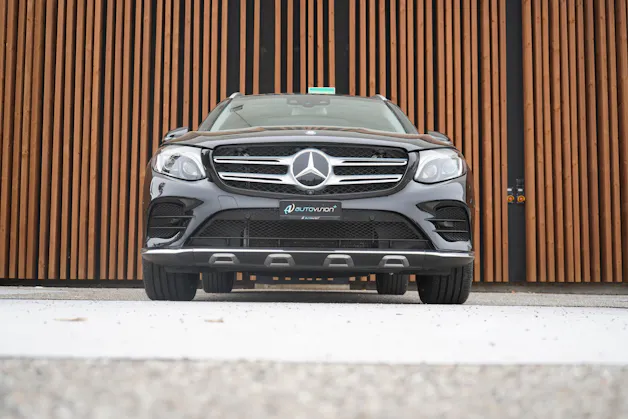 MERCEDES-BENZ GLC 250 d AMG LINE 4MATIC 9G-TRONIC l 204 PS