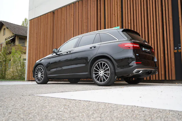 MERCEDES-BENZ GLC 250 d AMG LINE 4MATIC 9G-TRONIC l 204 PS
