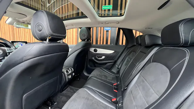 MERCEDES-BENZ GLC 250 d AMG LINE 4MATIC 9G-TRONIC l 204 PS
