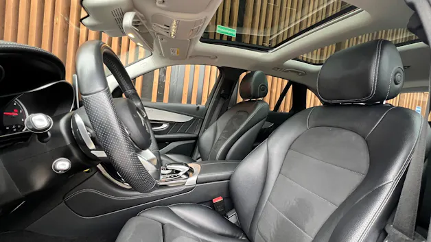 MERCEDES-BENZ GLC 250 d AMG LINE 4MATIC 9G-TRONIC l 204 PS