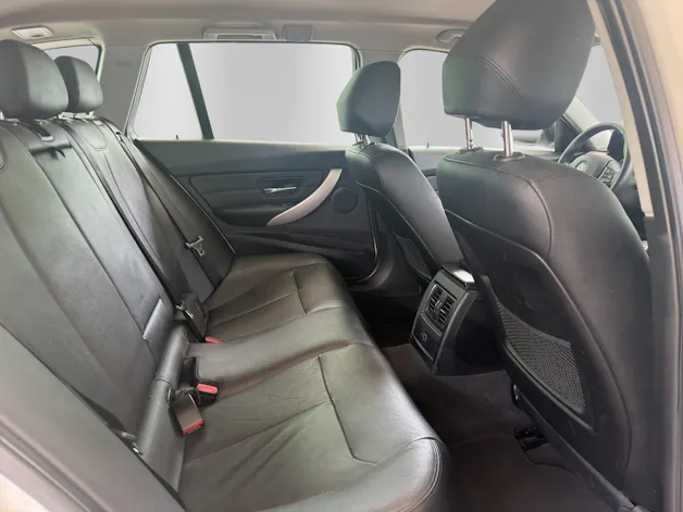 BMW 330d xDrive Touring Steptronic