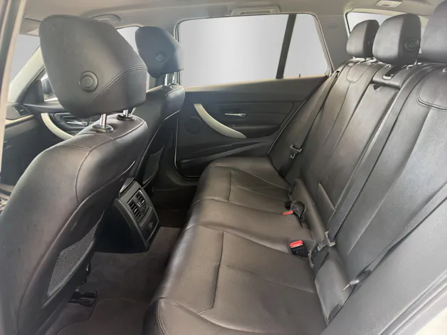 BMW 330d xDrive Touring Steptronic