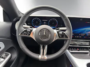 MERCEDES-BENZ CLA 200 8G-DCT 4Matic