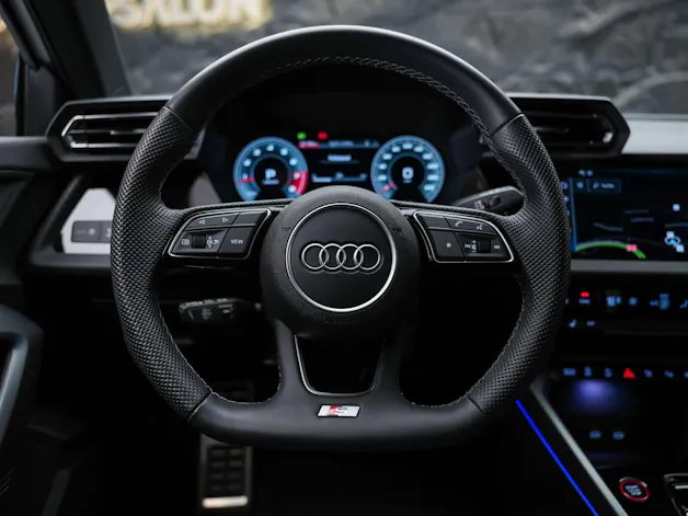 AUDI S3 Sportback TFSI quattro S-tronic *Facelift*El. Sitze*Kamera*