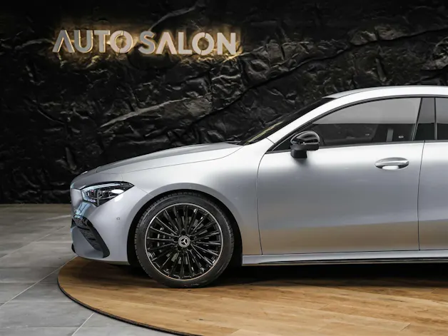 MERCEDES-BENZ CLA 200 AMG Line 7G-DCT *Facelift*Assistenten*Amientenbeleuchtung*