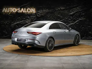MERCEDES-BENZ CLA 200 AMG Line 7G-DCT *Facelift*Assistenten*Amientenbeleuchtung*
