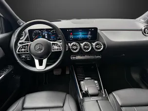 MERCEDES-BENZ GLA 250 4Matic Progressive 8G-DCT