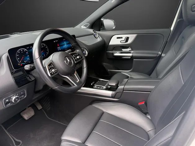 MERCEDES-BENZ GLA 250 4Matic Progressive 8G-DCT