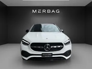 MERCEDES-BENZ GLA 250 4Matic Progressive 8G-DCT