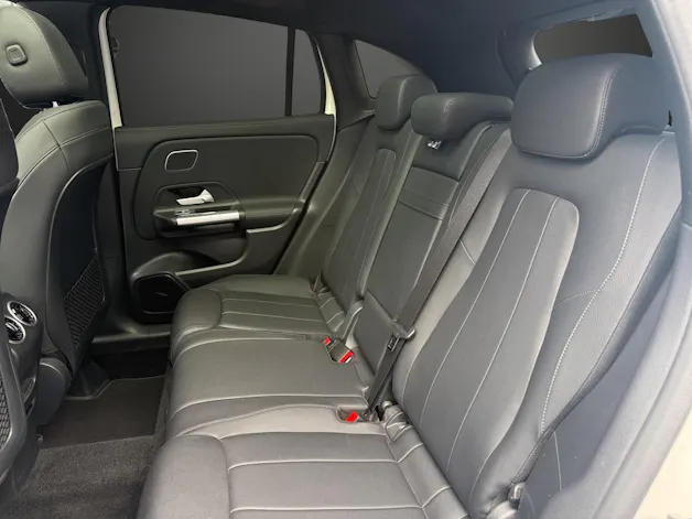 MERCEDES-BENZ GLA 250 4Matic Progressive 8G-DCT