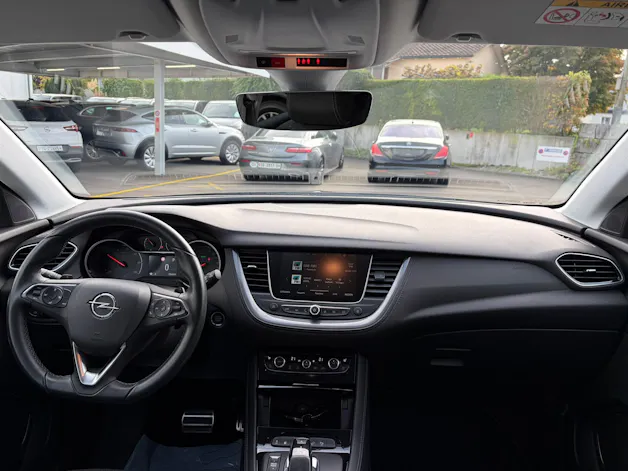 OPEL Grandland X 1.6 Hybrid4 Ultimate Automatik