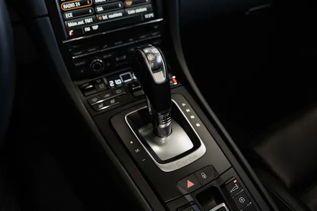 PORSCHE 911 Turbo S PDK