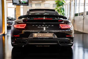 PORSCHE 911 Turbo S PDK