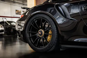 PORSCHE 911 Turbo S PDK