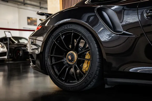 PORSCHE 911 Turbo S PDK